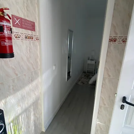 Moradia Ricardo - * Nazaré