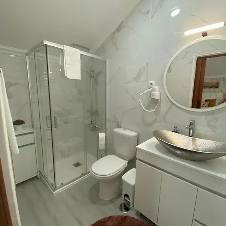 Moradia Ricardo - Homestay szállás *