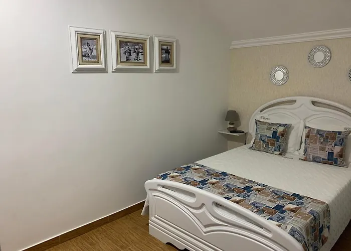 Moradia Ricardo - 民宿 纳扎雷