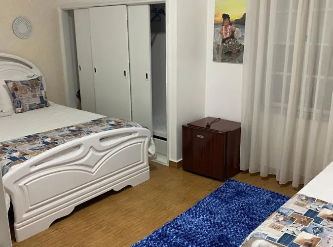 Moradia Ricardo - 民宿 纳扎雷