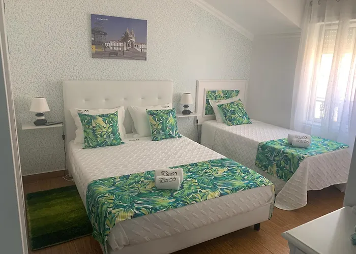 民宿 Moradia Ricardo - *